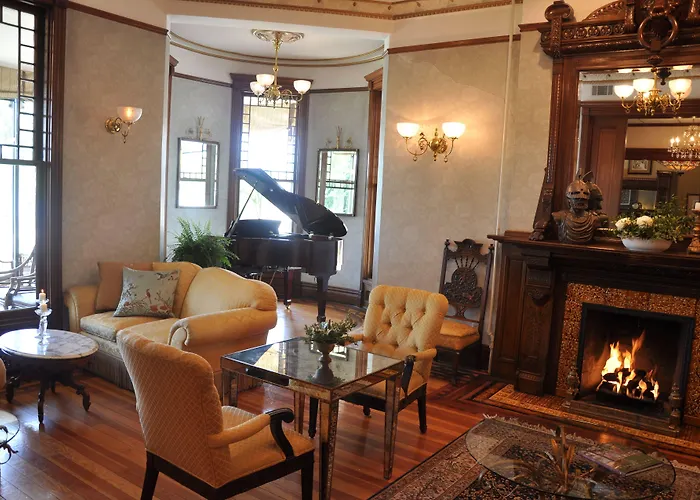 Baker House Hotel